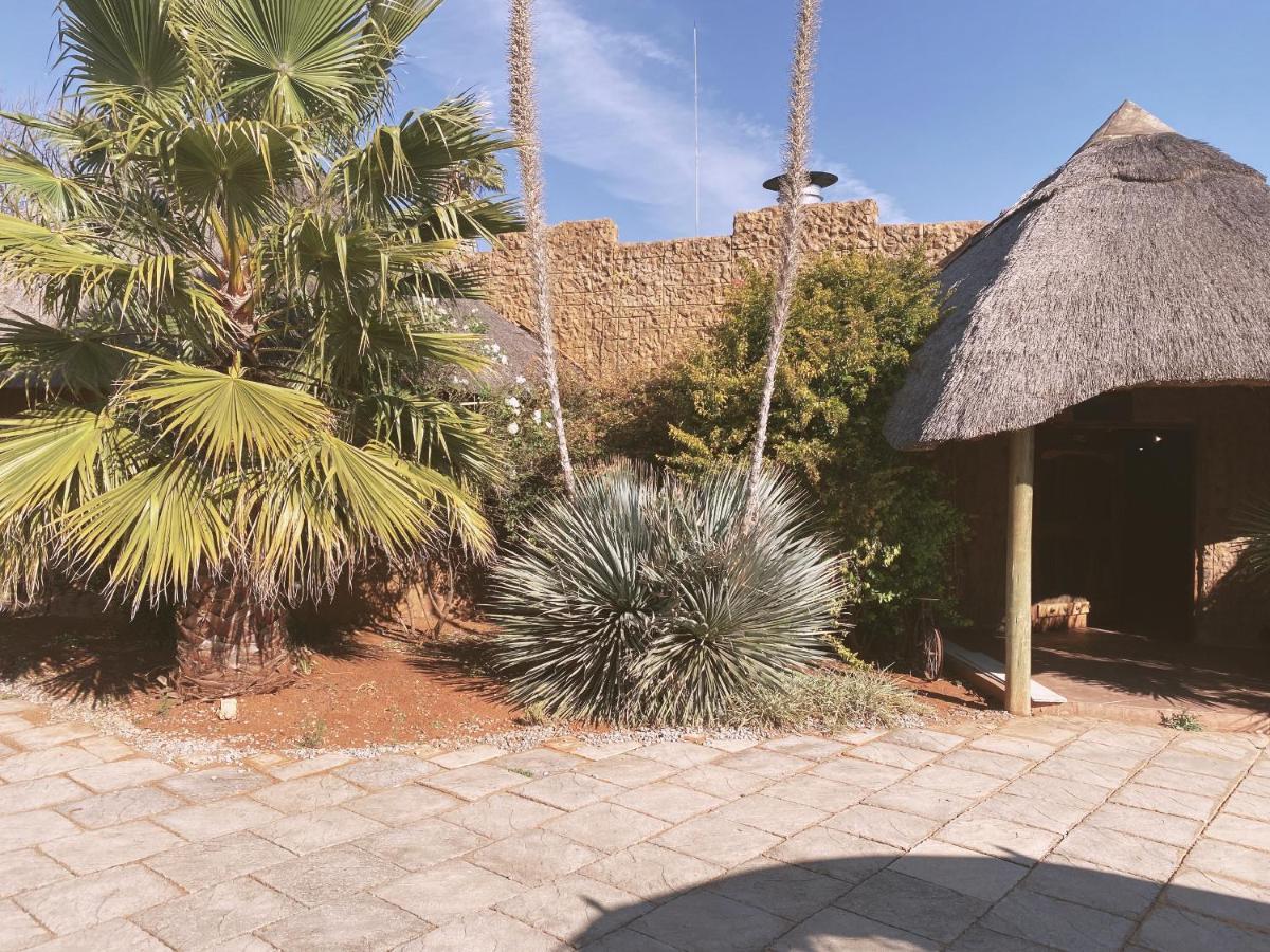 The Wilds Lodge Kuruman Exteriör bild