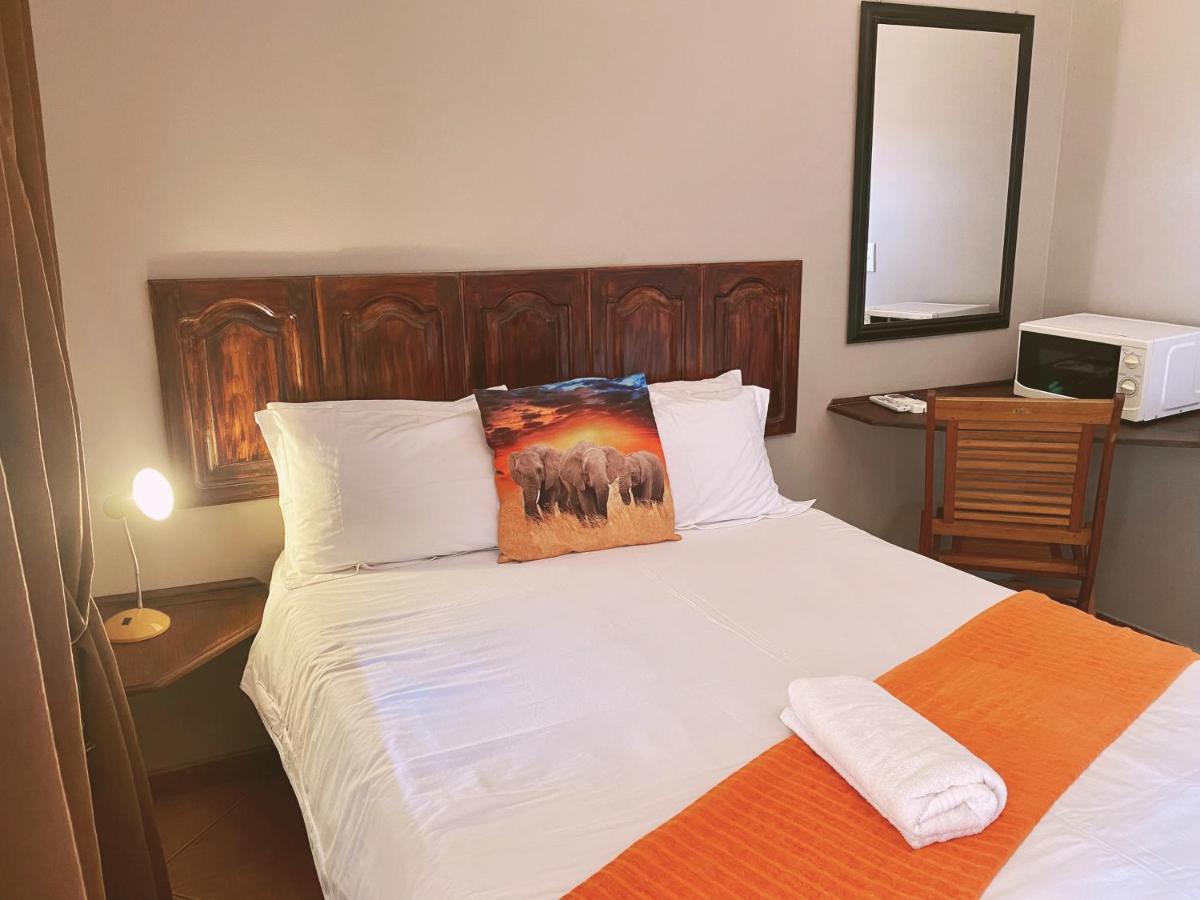 The Wilds Lodge Kuruman Exteriör bild