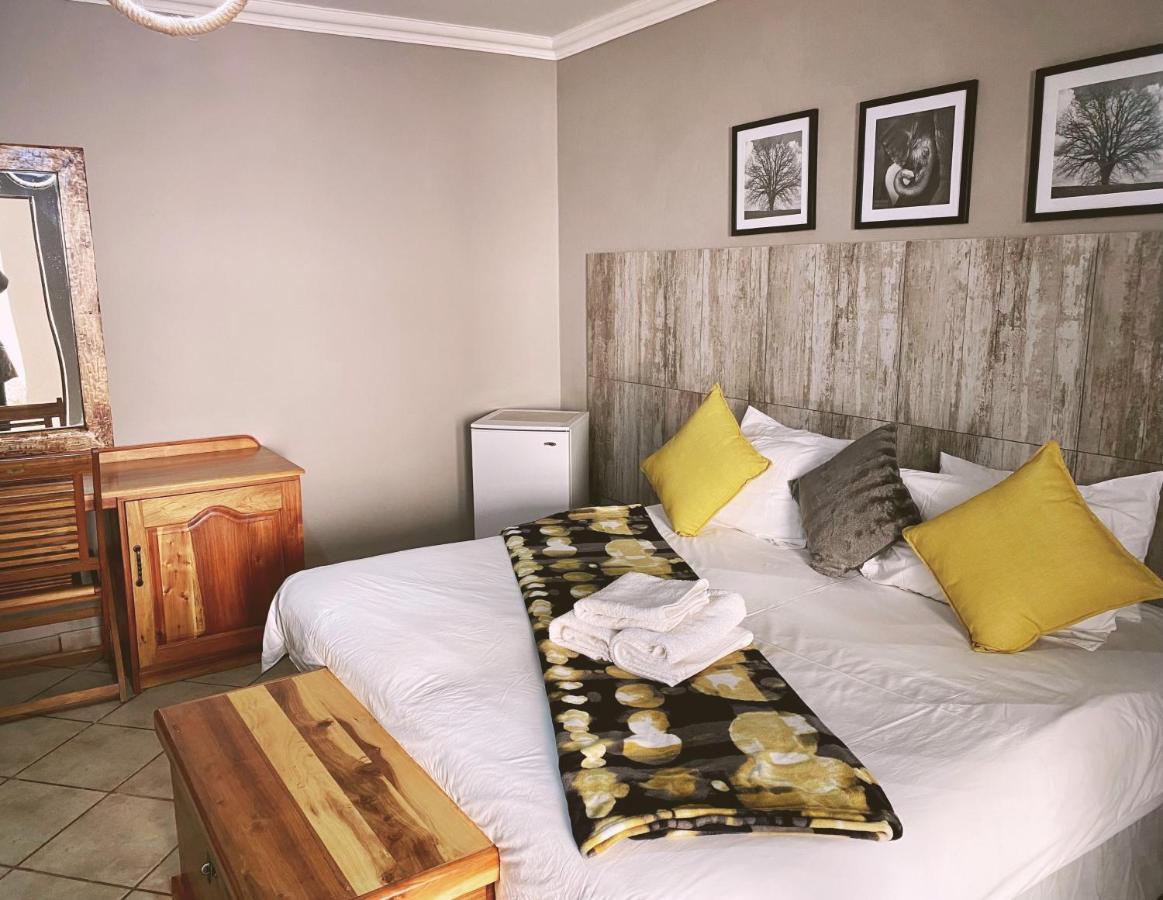 The Wilds Lodge Kuruman Exteriör bild